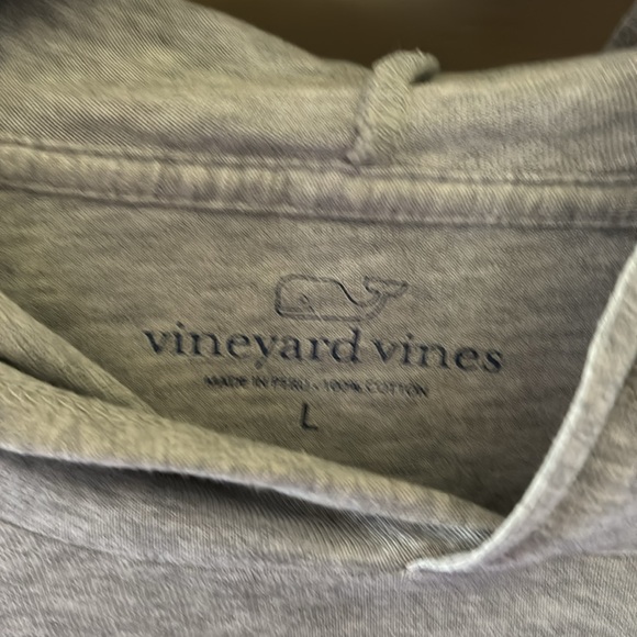 Vineyard Vines Hoodie - Picture 3 of 5